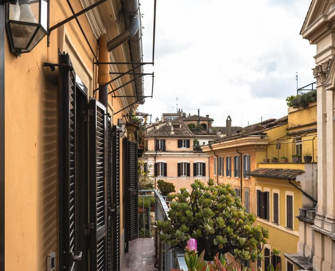 Cesarina Home Rome